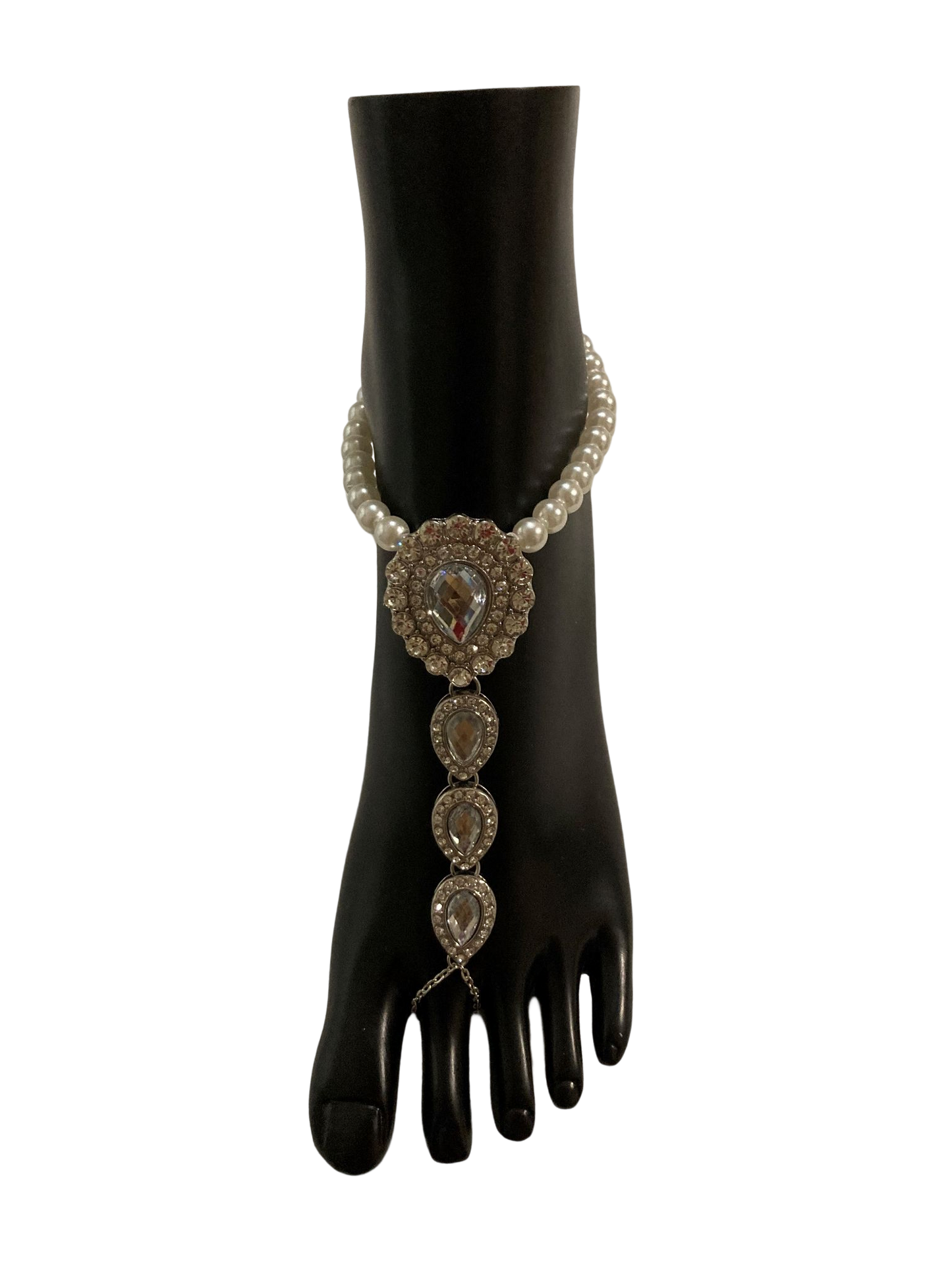 Luxurious Anklet with Pearls & Toe